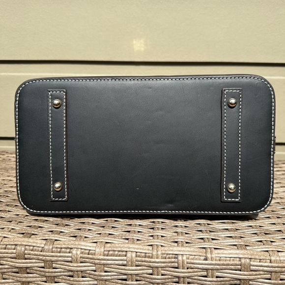 Dooney&Bourke Beacon Satchel - Picture 9 of 12